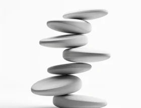 The Role of Item Distributions in Reliability Estimation